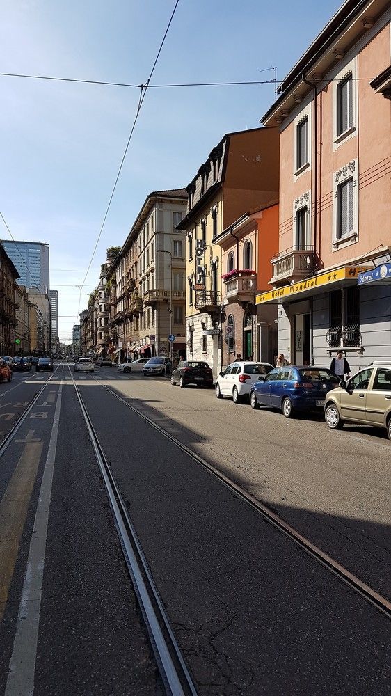 Hotel Mondial Milano Exterior foto